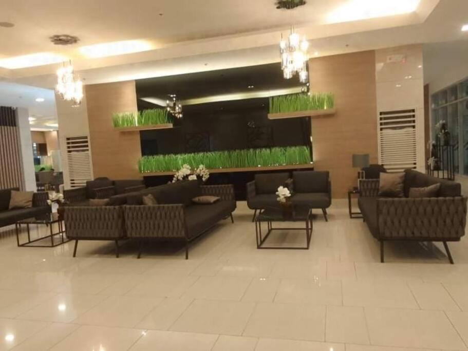 Grass Residences Sm North Edsa And Trinoma Quezon City Εξωτερικό φωτογραφία